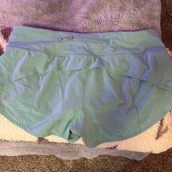 10 | Lululemon Shorts - Picture 2 of 3